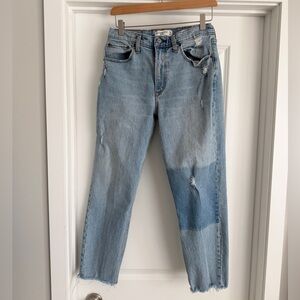 Abercrombie & Fitch The Mom High Rise 28 / 6